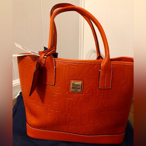 π NWT Dooney Bourke Russel tote orange - Picture 3 of 11